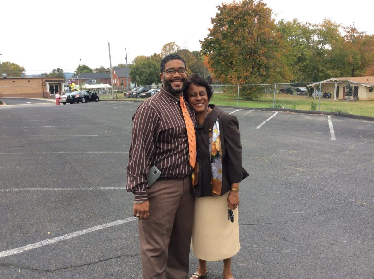 523F4B74-9CF4-404C-B5F7-17BD5DF4597D