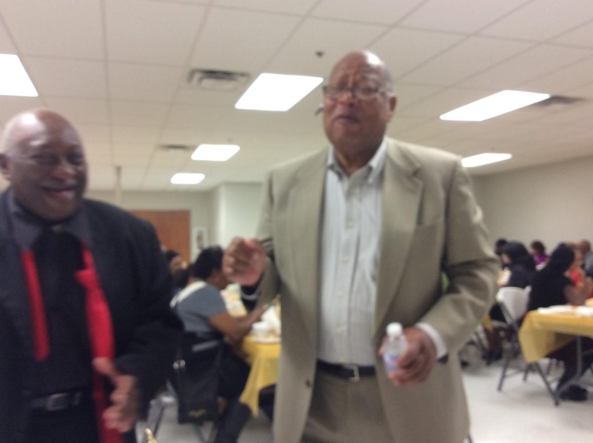 91ED12AB-3672-4E17-9359-9203283F5EBD