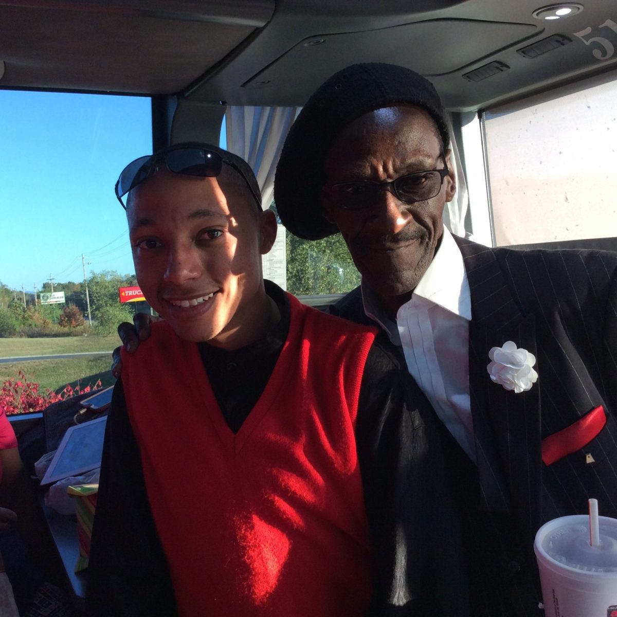 9FA45598-DCFB-4B00-B9EF-5011BF932E1B